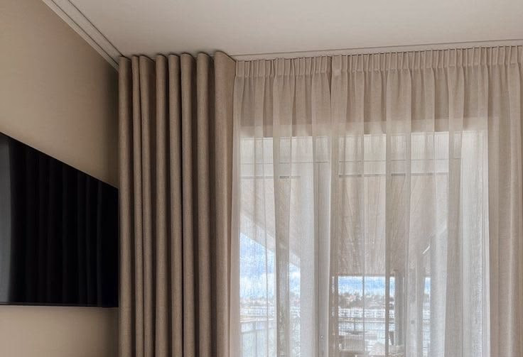 Smart Curtain / Blind exterior view